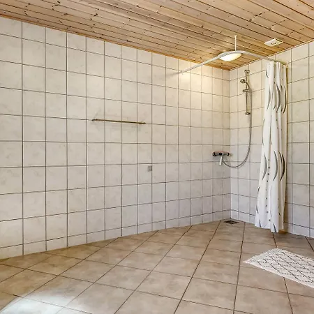 Flot Renoveret Landejendom Sj1058